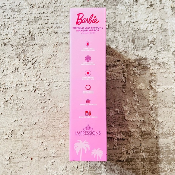 Barbie Trifold LED Tri-Tone Makeup Mirror with Magnification - Picture 4 of 6